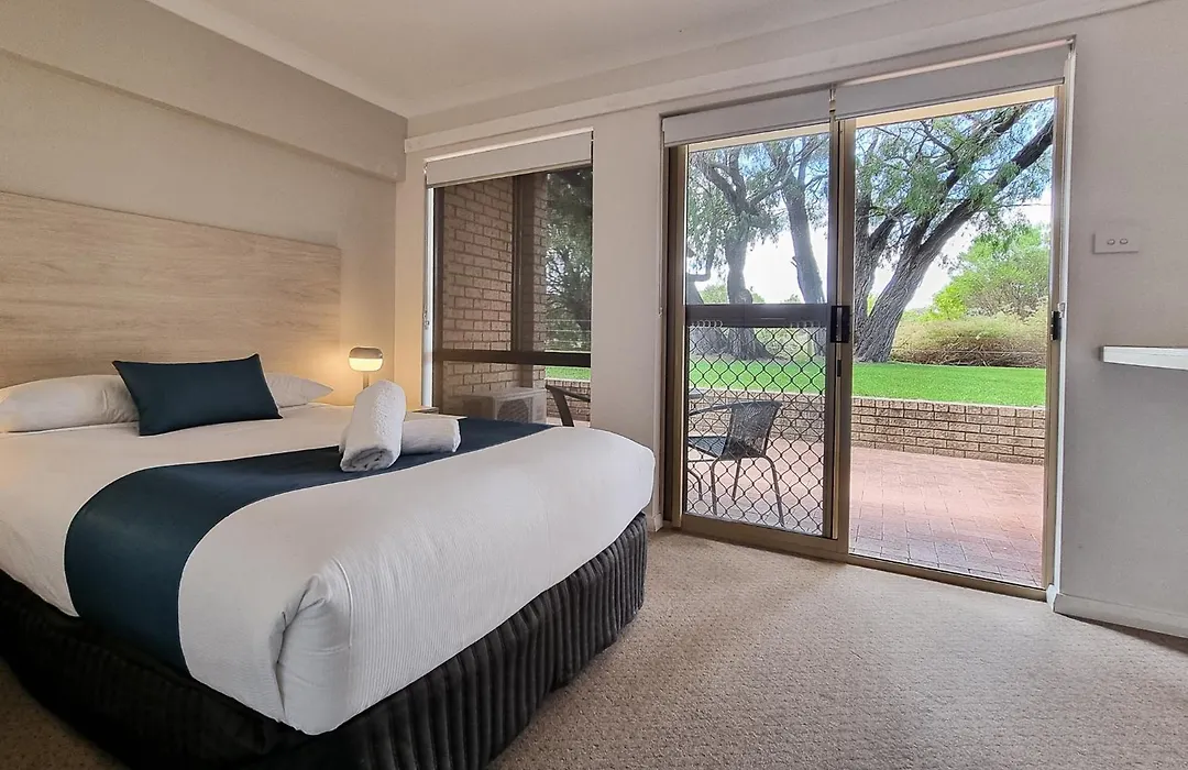 Busselton Villas And Glamping Village-1