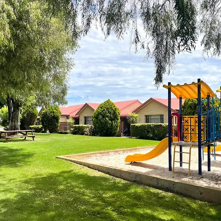 Busselton Villas And Glamping Village-2